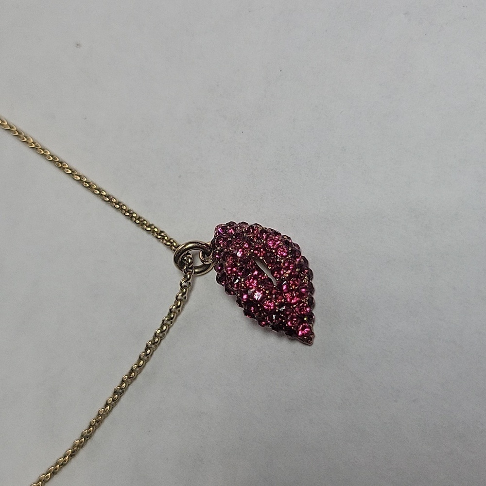 Y2k Vintage Juicy Couture Gold Paved Rhinestone Red Kiss Lips Necklace